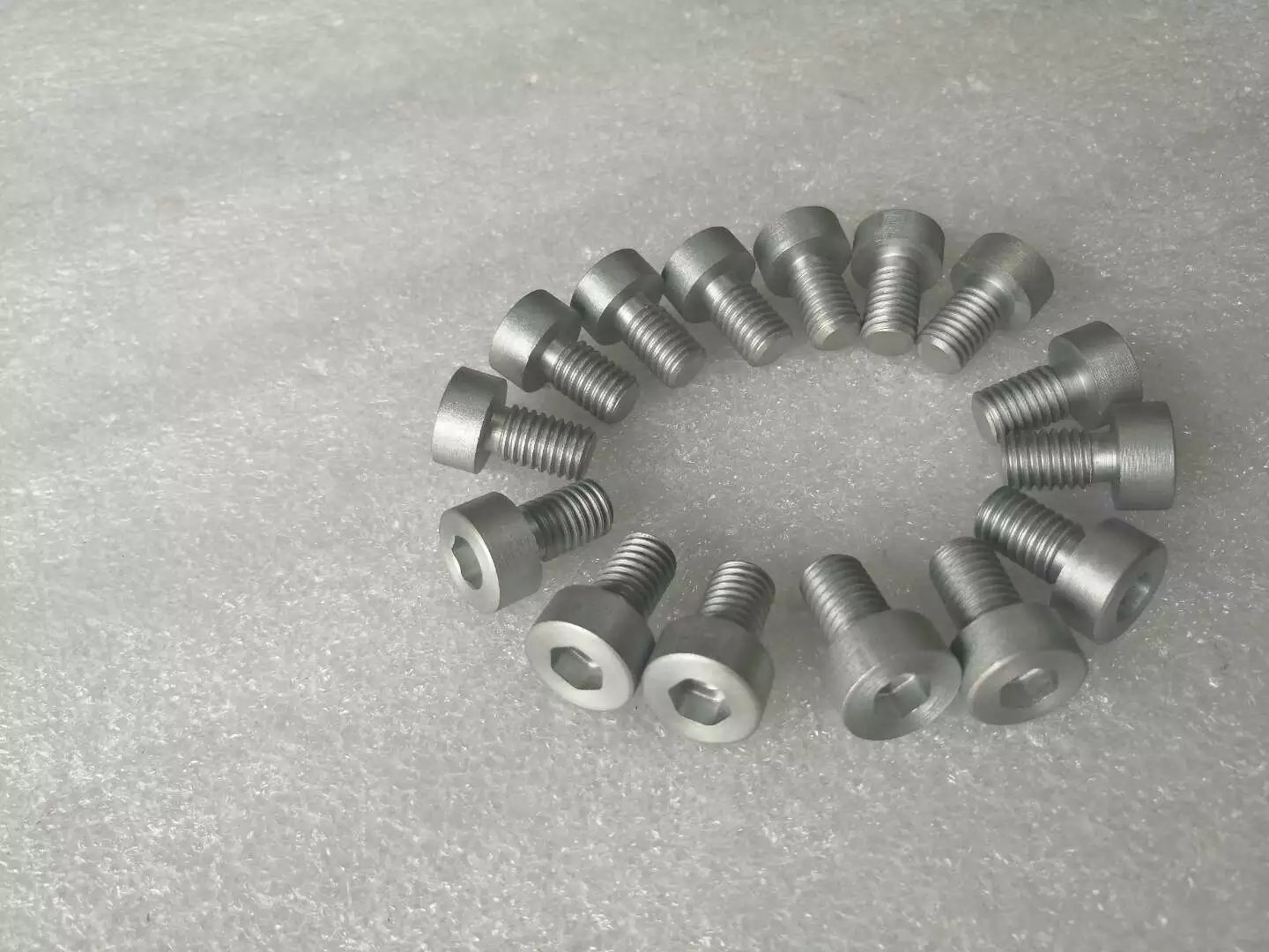 Molybdenum screw (internal six party)
